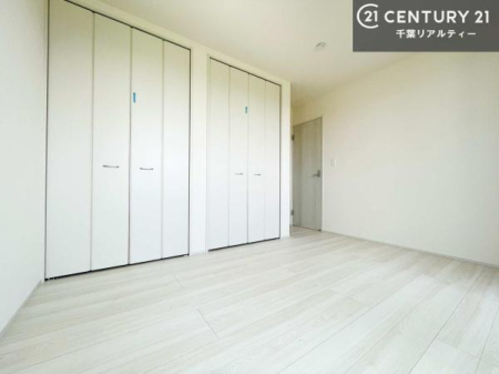 �Q�� ���[�͂̂���m���ł��B����������������L�X�Ǝg���ċC�������ǂ��ł��I
�L���C�Ȗ��邢�������ŉ߂����̂́A�X�ɂ̂�т�������ł��܂��ˁI