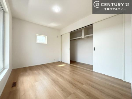 ���r���O�ȊO�̋��� �o���R�j�[�ɖʂ��Ă���m���ł��B���邭�����肪����A���C����������ł��܂��I���N���āA�O�ɏo�Ĕw�L�т����[�ċz�����ǂ������}������邱�Ƃ��ł��܂��B