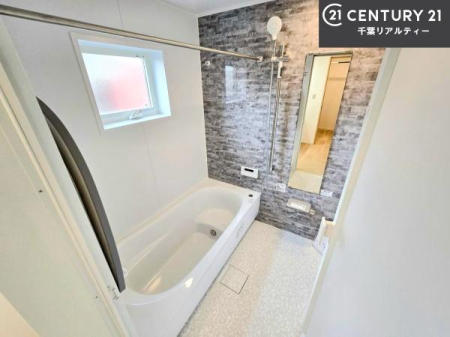 ���� �������������l�̕��͋C�̃o�X���[���́A�����o�Ă��ăo�X�^�C�����[���I
���d���撣���Ă��邲�J���ɂ��D�݂̓����̓����܂����āA�y����ł݂Ă͂������ł��傤���H