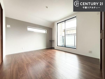 �m�� �o���R�j�[�ɖʂ��Ă���m���ł��B���邭�����肪����A���C����������ł��܂��I���N���āA�O�ɏo�Ĕw�L�т����[�ċz�����ǂ������}������邱�Ƃ��ł��܂��B