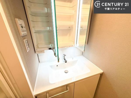 ���ʑ�E���ʏ� �[�����ʑ�{�E���́A�������˂ɂ����̂ł�����ꂪ�y�X�I���������ۂĂ܂��I
�L���C�Ȑ��ʏ��Ŏ��������̃��`�x�[�V�������オ��܂��ˁI