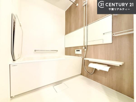 ���� �������������l�̕��͋C�̃o�X���[���́A�����o�Ă��ăo�X�^�C�����[���I
���d���撣���Ă��邲�J���ɂ��D�݂̓����̓����܂����āA�y����ł݂Ă͂������ł��傤���H