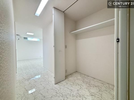 ���[ ���[���[�����Ă��邩�炱���A�������͂����L�X�B�|����Еt�������N�ɂȂ�A���S�n�̗ǂ���炵�������܂��B