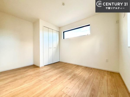 �q������ ���[�͂̂���m���ł��B����������������L�X�Ǝg���ċC�������ǂ��ł��I
�L���C�Ȗ��邢�������ŉ߂����̂́A�X�ɂ̂�т�������ł��܂��ˁI