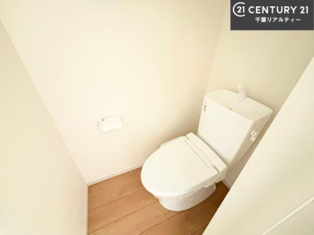 �g�C�� �������֍��ɂ��A�~��͕֍����g�����ł���̂ŗ₽���֍��ɍ��炸�ɍςފ������d�l�ł��I�V���v���ȃJ���[����Ƃ��Ă���̂ŁA������ꂪ���₷���ł��B