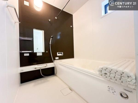 ���� �y���d�l�z�L�X�o�X�ň���̔������t���b�V���B�����L�΂���̂ŁA�����ɂ��������ƐZ����܂��ˁI�����̃o�X�^�C�����y���݂ɂȂ�܂��B