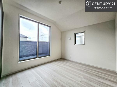 �m�� 2�ʍ̌����m�ۂ������邢�����́A���ʂ����ǂ��A���邭��ϋ��S�n�̗ǂ���ԂƂȂ��Ă���܂��B�����b�N�X���ĉ߂�����S�n�̗ǂ��������ł��I