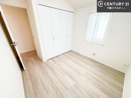 �Q�� ���[�͂̂���m���ł��B����������������L�X�Ǝg���ċC�������ǂ��ł��I
�L���C�Ȗ��邢�������ŉ߂����̂́A�X�ɂ̂�т�������ł��܂��ˁI
