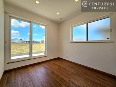 �Q�� �o���R�j�[�ɖʂ��Ă���m���ł��B���邭�����肪����A���C����������ł��܂��I���N���āA�O�ɏo�Ĕw�L�т����[�ċz�����ǂ������}������邱�Ƃ��ł��܂��B