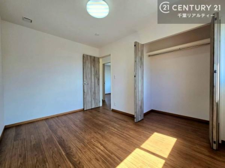 ���r���O�ȊO�̋��� ���[�X�y�[�X���[���I�������X�b�L�����ڂ��鎖���ł��܂��ˁB
�Ƌ��I�΂Ȃ��V���v���ȃf�U�C���ׁ̈A�Ƌ��I�΂����C�ɓ���̋�ԍ�肪�ł������ł��ˁB