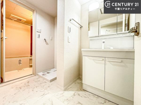 ���ʑ�E���ʏ� �g�Ȃ�𐮂�����ʏ��́A���������厖�ł��I������̐������̂��镵�͋C�����o�I�C�����悭���g�����������܂��B