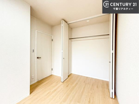 �Q�� ���[�͂̂���m���ł��B����������������L�X�Ǝg���ċC�������ǂ��ł��I
�L���C�Ȗ��邢�������ŉ߂����̂́A�X�ɂ̂�т�������ł��܂��ˁI
