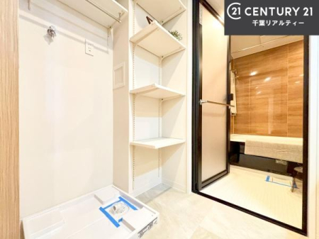 ���ʑ�E���ʏ� �g�Ȃ�𐮂�����ʏ��́A���������厖�ł��I������̐������̂��镵�͋C�����o�I�C�����悭���g�����������܂��B�L�X�����X�y�[�X���������ł��ˁI
