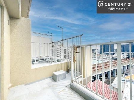 �o���R�j�[ �z������ǍD�ȃo���R�j�[�ł��I���ꂽ���ɂ͐�������n����J���I�Ȏ��Ԃ��y���߂܂��B
