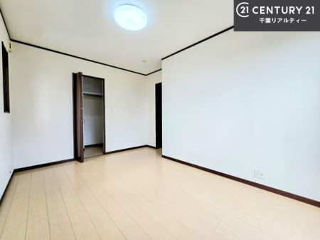 �q������ ���[�͂̂���m���ł��B����������������L�X�Ǝg���ċC�������ǂ��ł��I
�L���C�Ȗ��邢�������ŉ߂����̂́A�X�ɂ̂�т�������ł��܂��ˁI