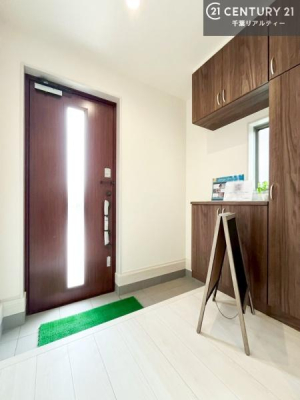 ���� ���֎��[���[�����Ă���̂ŁA���֎��肪�X�b�L���Еt�����q���ɌC�̒u����ɍ���܂���I�i�{�H��j