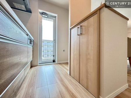 �L�b�`�� ���[�X�y�[�X���L�x�ŁA�����X�y�[�X���X�b�L���ƕЕt���Ђ�`�����p�ł��܂��I
���K�ɍ�Ƃ��ł��A�Ǝ��̌����A�b�v�I�����̗���������܂��I