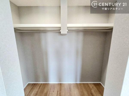 ���[ �E�H�[�N�C���N���[�[�b�g�t���ł��B��������̂��m���Ȃǂ����[���Ă��������ł��ˁI���ɂ���@�������ȂǋG�ߕ��̑傫�ȉƓd�����[�ł��܂��I