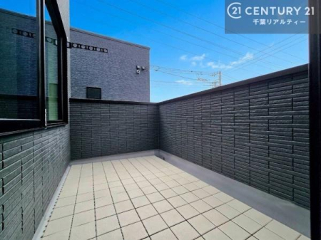 �o���R�j�[ �z������ǍD�ȃo���R�j�[�ł��I���ꂽ���ɂ͐�������n����J���I�Ȏ��Ԃ��y���߂܂��B
