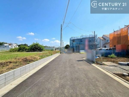 �O�ʓ��H�܂ތ��n�ʐ^ �u���̕����C�ɂȂ�I�v�u�������Ăǂ�ȏ��H�v�u�����Əڂ����m�肽���I�v�Ǝv������A���C�y�ɂ����k���������B