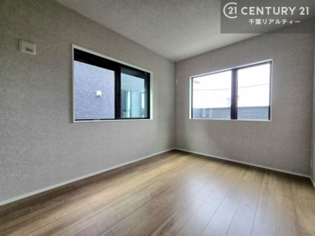 �q������ �|���o�������Ȃ��������́A���q�l�̂������Ƃ��Ă����S�ł��I
���[�X�y�[�X���[�����Ă���̂ŎU�炩�������������T�b�ƕЕt�����܂��I
