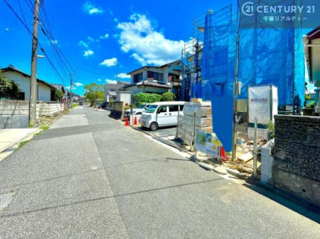 �O�ʓ��H�܂ތ��n�ʐ^ ���ӊ���A���q�l�̂���]�ɍ������������ꏏ�ɂ��ē���v���܂��B�Z��[���A�h�o�C�U�[�ɂ�邲���k������܂��B���Ђ͂��₢���킹�ɑ��Ή����܂��I���҂������܂���I