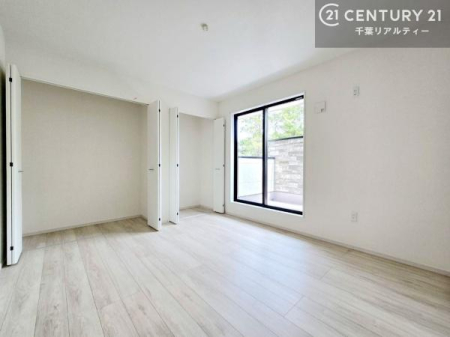 �Q�� ���[�͂̂���m���ł��B����������������L�X�Ǝg���ċC�������ǂ��ł��I
�L���C�Ȗ��邢�������ŉ߂����̂́A�X�ɂ̂�т�������ł��܂��ˁI