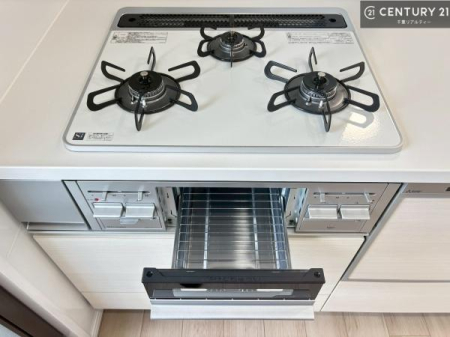 �L�b�`�� �R�����͎O������̂ł������̓����i�s���ł��܂��B
�������O�����t���ł��B�����X�y�[�X���L�X���Ă���׍�Ƃ����₷���I�g�����肪�ǂ��V�X�e���L�b�`���ł��I
