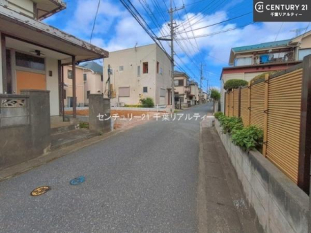 �O�ʓ��H�܂ތ��n�ʐ^ �u���̕����C�ɂȂ�I�v�u�������Ăǂ�ȏ��H�v�u�����Əڂ����m�肽���I�v�Ǝv������A���C�y�ɂ����k���������B