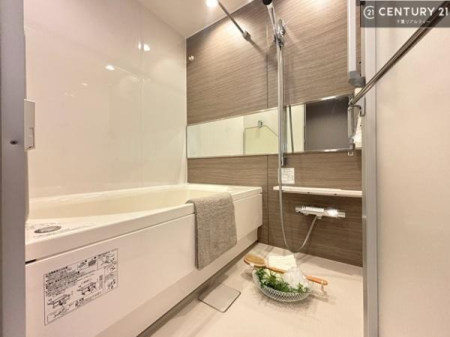 ���� �������������l�̕��͋C�̃o�X���[���́A�����o�Ă��ăo�X�^�C�����[���I
���d���撣���Ă��邲�J���ɂ��D�݂̓����̓����܂����āA�y����ł݂Ă͂������ł��傤���H