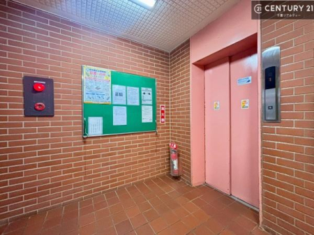 ���̑����p�� �G���x�[�^�[�����ŁA���X�̈ړ������K�B
�����̓��₨�ו��̑������ł��A�X���[�Y�ɂ��A��������܂��I