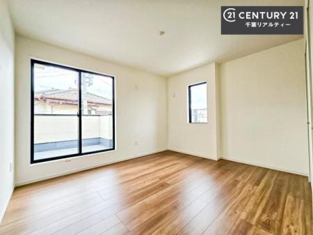 �Q�� �o���R�j�[�ɖʂ��Ă���m���ł��B���邭�����肪����A���C����������ł��܂��I���N���āA�O�ɏo�Ĕw�L�т����[�ċz�����ǂ������}������邱�Ƃ��ł��܂��B
