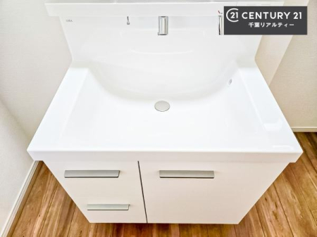 ���ʑ�E���ʏ� �[�����ʑ�{�E���́A�������˂ɂ����̂ł�����ꂪ�y�X�I���������ۂĂ܂��I
�L���C�Ȑ��ʏ��Ŏ��������̃��`�x�[�V�������オ��܂��ˁI