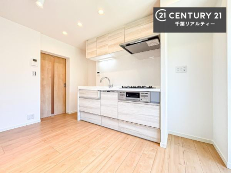 �L�b�`�� ���[�X�y�[�X���L�x�ŁA�����X�y�[�X���X�b�L���ƕЕt���Ђ�`�����p�ł��܂��I
���K�ɍ�Ƃ��ł��A�Ǝ��̌����A�b�v�I�����̗���������܂��I