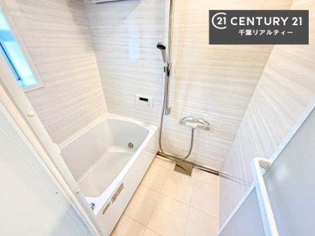 ���� �������������l�̕��͋C�̃o�X���[���́A�����o�Ă��ăo�X�^�C�����[���I
���d���撣���Ă��邲�J���ɂ��D�݂̓����̓����܂����āA�y����ł݂Ă͂������ł��傤���H