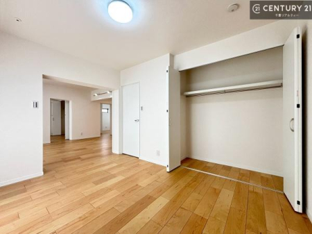 �q������ ���[�͂̂���m���ł��B����������������L�X�Ǝg���ċC�������ǂ��ł��I
�L���C�Ȗ��邢�������ŉ߂����̂́A�X�ɂ̂�т�������ł��܂��ˁI