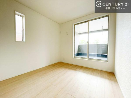 �m�� 2�ʍ̌����m�ۂ������邢�����́A���ʂ����ǂ��A���邭��ϋ��S�n�̗ǂ���ԂƂȂ��Ă���܂��B�����b�N�X���ĉ߂�����S�n�̗ǂ��������ł��I