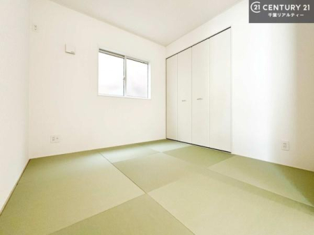 �a�� �y�������z�܂���͕~����Ă���܂��񂪁A���r���O�Ɨאڂ��Ă���a���ł��I�q�ԂƂ��Ă͂������A�Ǝ��̋x�e�X�y�[�X�Ƃ��Ďg�p����̂������ł��ˁI
