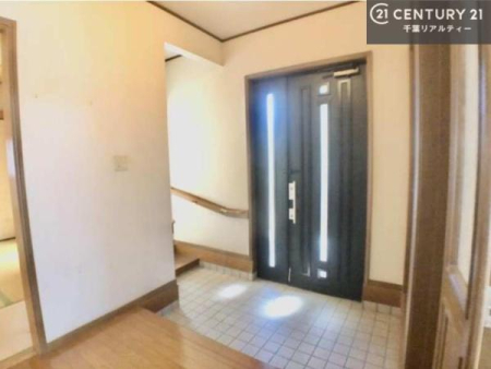 ���� �V���[�Y�{�b�N�X�t���Ȃ̂ŁA���ւ��Еt�����|�������₷���ł��I
�X�b�L���������ւŌ˂��J�����u�ԁA�������̂���S�n������Ԃ��o�}���Ă���܂��B