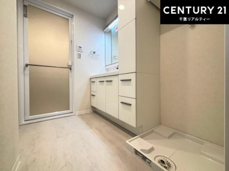 ���ʑ�E���ʏ� �g�Ȃ�𐮂�����ʏ��́A���������厖�ł��I������̐������̂��镵�͋C�����o�I�C�����悭���g�����������܂��B