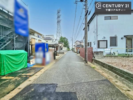 �O�ʓ��H�܂ތ��n�ʐ^ �S�䂭�܂Ō��n����������������悤�A�����ē��̂��p�ӂ������Ă���܂��B���C�y�ɂ��₢���킹�̏�A���z�̕�炵�ւ̈�������i�߂��������I
