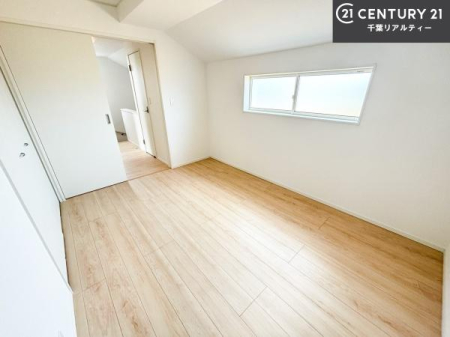 �q������ �|���o�������Ȃ��������́A���q�l�̂������Ƃ��Ă����S�ł��I
���[�X�y�[�X���[�����Ă���̂ŎU�炩�������������T�b�ƕЕt�����܂��I