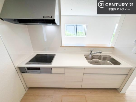 �L�b�`�� ���[�X�y�[�X���L�x�ŁA�����X�y�[�X���X�b�L���ƕЕt���Ђ�`�����p�ł��܂��I
���K�ɍ�Ƃ��ł��A�Ǝ��̌����A�b�v�I�����̗���������܂��I