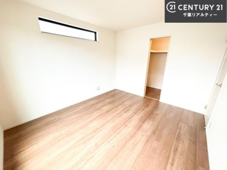 ���r���O�ȊO�̋��� ���邭���ʂ��̗ǂ������ł��B�u�V���v���v�Ƀf�U�C�����ꂽ�����B���R�x�������̂ŉƋ�⃌�C�A�E�g�ł��D�݂̋�Ԃ�n��グ���܂��B�����x�A���n�ɂĂ��m�F���������B