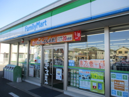 ���ӊ� �y�R���r�j�z�t�@�~���[�}�[�g���K�u��꒚�ړX�F717m