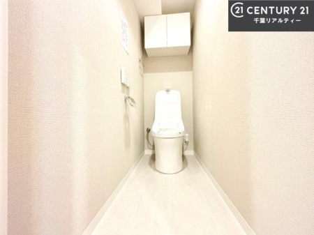 �g�C�� �������֍��ɂ��A�~��͕֍����g�����ł���̂ŗ₽���֍��ɍ��炸�ɍςފ������d�l�ł��I�V���v���ȃJ���[����Ƃ��Ă���̂ŁA������ꂪ���₷���ł��B