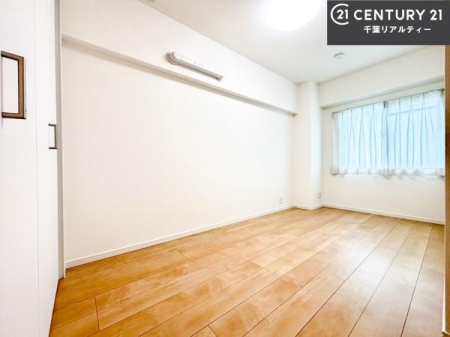 �q������ �|���o�������Ȃ��������́A���q�l�̂������Ƃ��Ă����S�ł��I
���[�X�y�[�X���[�����Ă���̂ŎU�炩�������������T�b�ƕЕt�����܂��I