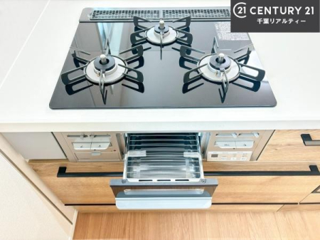 �L�b�`�� �R�����͎O������̂ł������̓����i�s���ł��܂��B
�������O�����t���ł��B�����X�y�[�X���L�X���Ă���׍�Ƃ����₷���I�g�����肪�ǂ��V�X�e���L�b�`���ł��I