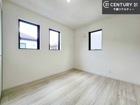 �q������ �|���o�������Ȃ��������́A���q�l�̂������Ƃ��Ă����S�ł��I
���[�X�y�[�X���[�����Ă���̂ŎU�炩�������������T�b�ƕЕt�����܂��I