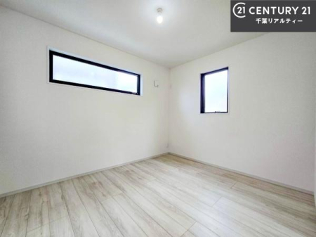 �m�� 2�ʍ̌����m�ۂ������邢�����́A���ʂ����ǂ��A���邭��ϋ��S�n�̗ǂ���ԂƂȂ��Ă���܂��B�����b�N�X���ĉ߂�����S�n�̗ǂ��������ł��I